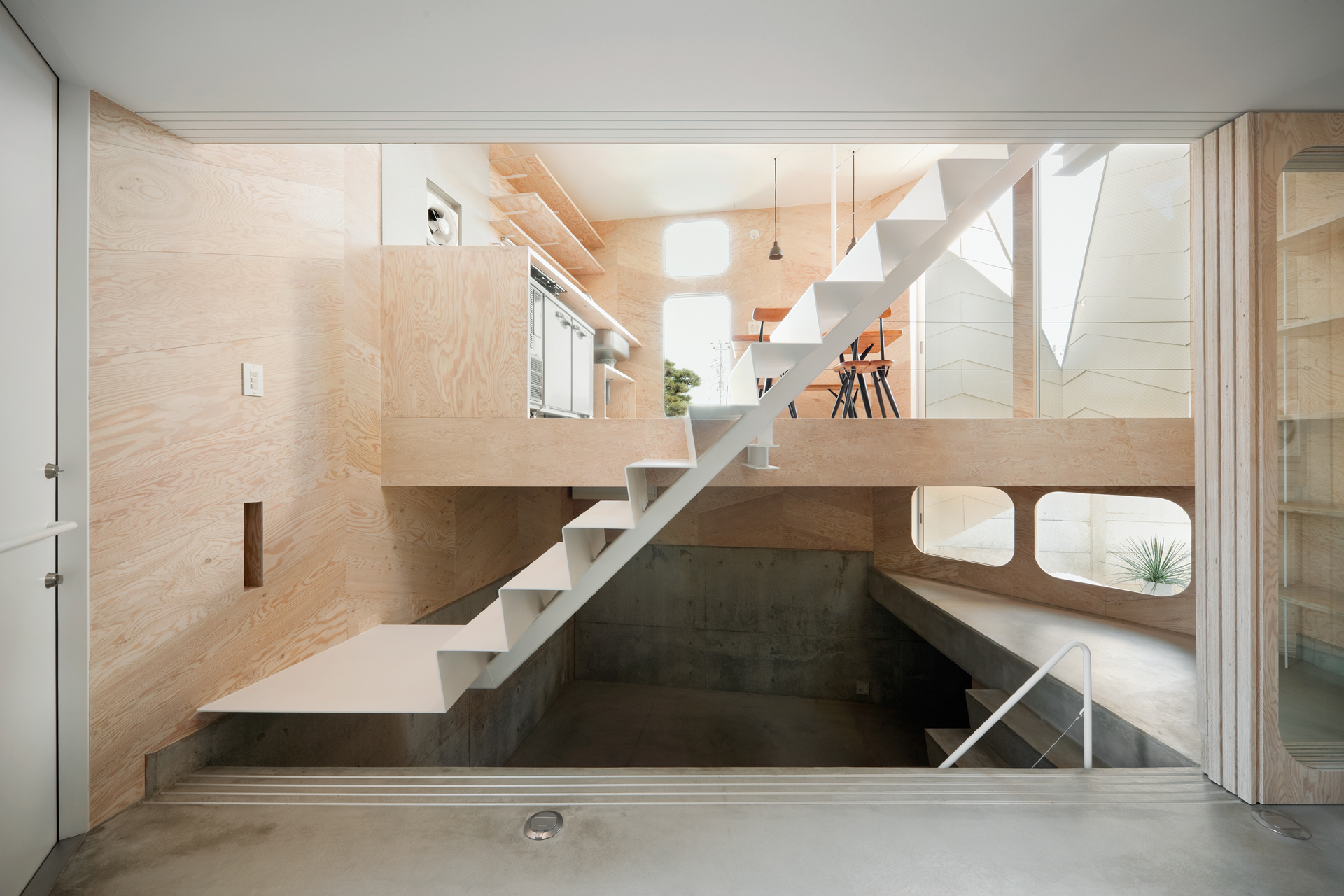 Tsubomi House (Tokyo Bud House)_01-architizer